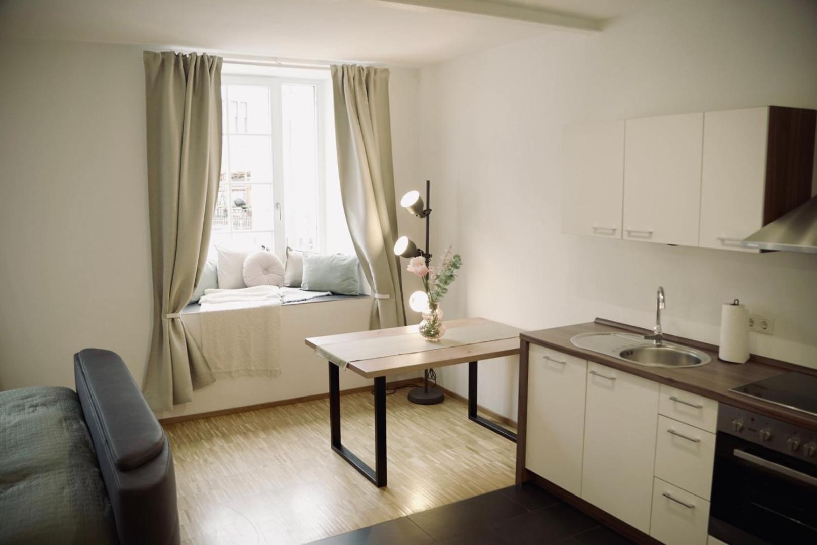 De La Vie Reutlingen - Altstadt Apartment An Stadthalle & Am Marktplatz Екстер'єр фото